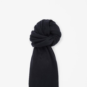 COS (www.cosstores.com), 69 EUR