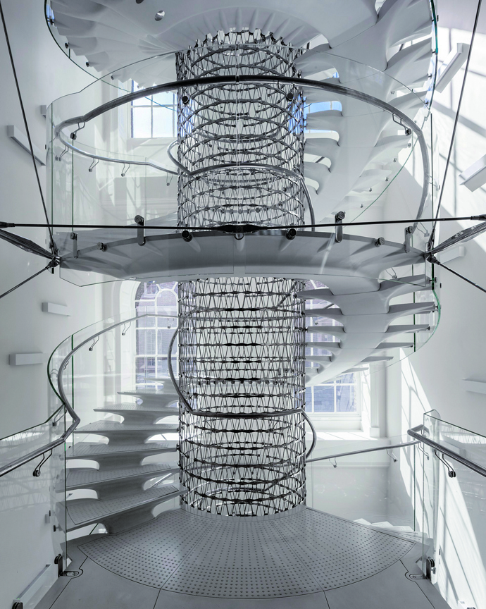 Schodiště v západním křídle Somerset House v Londýně patří k architektčiným nejobdivovanějším realizacím.
Schodiště v západním křídle Somerset House v Londýně patří k architektčiným nejobdivovanějším realizacím.