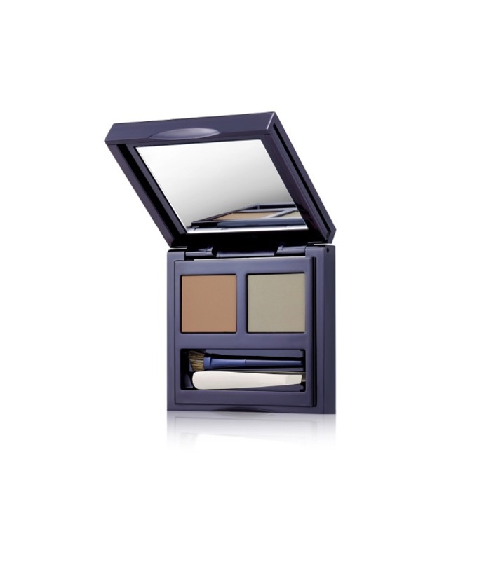 3. Sada na obočí All-In-One Brow Kit, Estée Lauder, 890 Kč 3. Sada na obočí All-In-One Brow Kit, Estée Lauder, 890 Kč