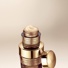ESTÉE LAUDER představuje REVITALIZING SUPREME, zachránce pro moderní ženu