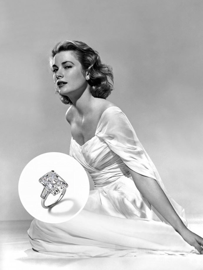 Prince Rainier III. požádal hollywoodskou hvězdu Grace Kelly o ruku v roce 1955. Svou žádost zpečetil prstenem od Cartiera s 10,5 karátovým diamantem a pohádka mohla začít. Mimochem, současná cena prstenu převyšuje 100 milionů korun.
Prince Rainier III. požádal hollywoodskou hvězdu Grace Kelly o ruku v roce 1955. Svou žádost zpečetil prstenem od Cartiera s 10,5 karátovým diamantem a pohádka mohla začít. Mimochem, současná cena prstenu převyšuje 100 milionů korun.