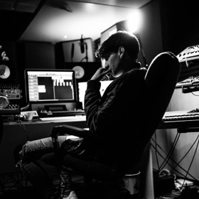 Hudebník NOBODYLISTEN:  Teprve léto ukáže, kdo to s módou umí