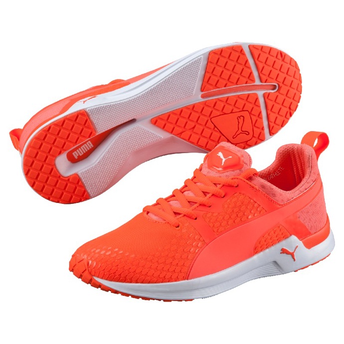 VELKÁ SOUTĚŽ: Shoes First je opět tady a s ní velká spousta bot!!!