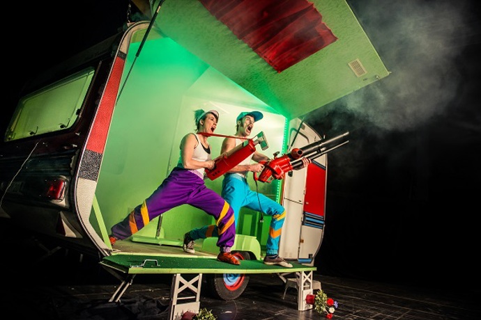Za novým cirkusem do Trutnova: probíhá jedinečný festival Cirk-UFF! Za novým cirkusem do Trutnova: probíhá jedinečný festival Cirk-UFF!