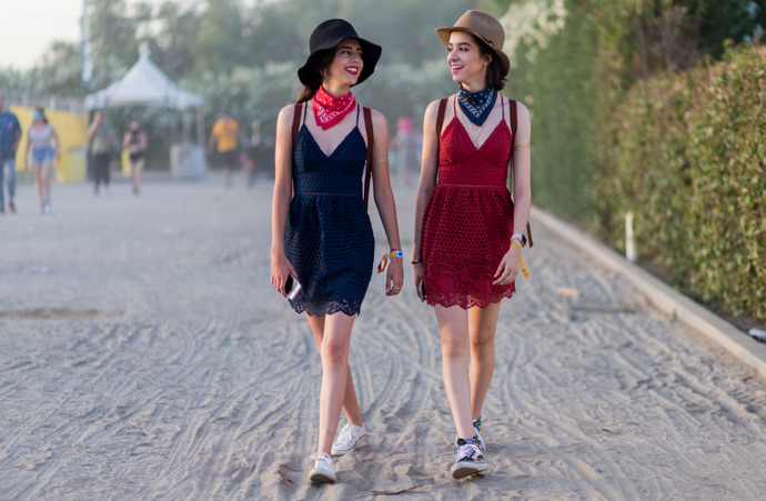 Pokrývka hlavy je v parných letních dnech základ a navíc dokáže i stylově dotvořit outfit. Letos jsou trendem retro klobouky.
Pokrývka hlavy je v parných letních dnech základ a navíc dokáže i stylově dotvořit outfit. Letos jsou trendem retro klobouky.