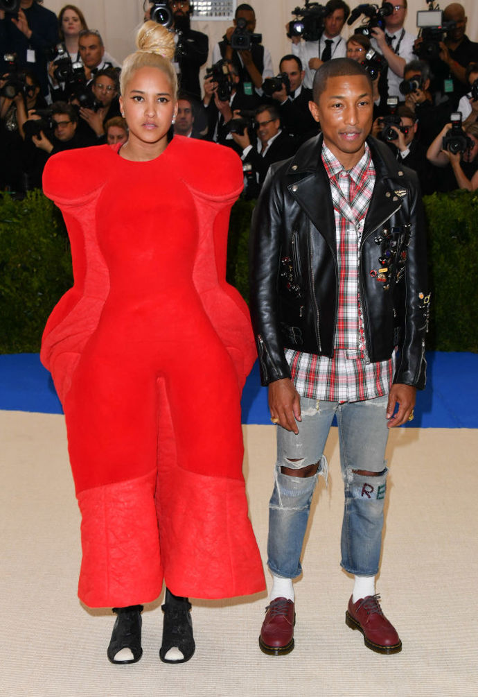 Helen Lasichanh a Pharrell Williams
Helen Lasichanh a Pharrell Williams