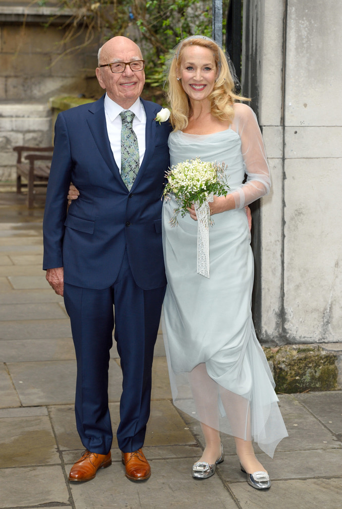 Jerry Hall
Ještě než se provdala za mediálního magnáta Ruperta Murdocha, byla Jerry Hall devět let vdaná za Micka Jaggera, se kterým má čtyři děti: Elizabeth, Jamese, Georgii May a Gabriela. S Rupertem Murdochem se vzali 4. března 2016.
Jerry Hall
Ještě než se provdala za mediálního magnáta Ruperta Murdocha, byla Jerry Hall devět let vdaná za Micka Jaggera, se kterým má čtyři děti: Elizabeth, Jamese, Georgii May a Gabriela. S Rupertem Murdochem se vzali 4. března 2016.