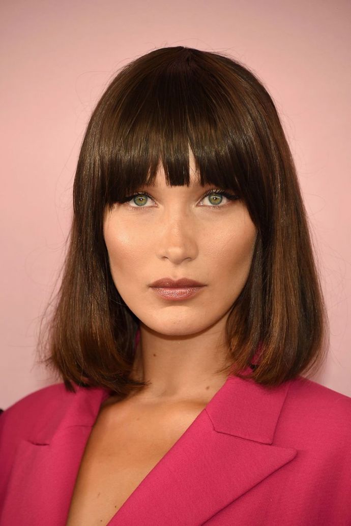 Bella Hadid

Tenhle účes Belly je celý o lesku a jemnosti. Jestli přemýšlíte o něčem podobném, počítejte s hodně pravidelnou návštěvou kadeřnice.
