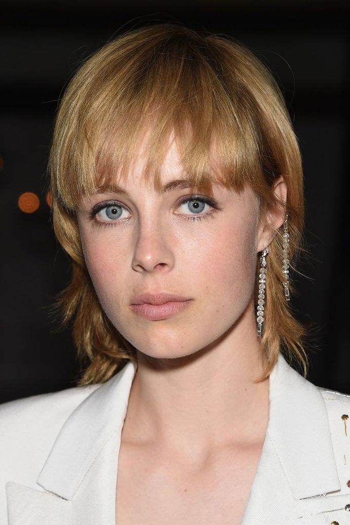 Edie Campbell

Retro sestřih, který byl v osmdesátých letech velmi populární i u nás.

