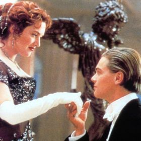 V roce 1997 měli během natáčení Titanicu oba narozeniny - Kate 21. a Leo 22. Kate označila Lea za někoho, kdo z ní udělal hvězdu. O rok později řekla: "Vím, že bych nebyla schopná udělat cokoliv z toho, co jsem udělala, kdyby tu nebyl Leo."
V roce 1997 měli během natáčení Titanicu oba narozeniny - Kate 21. a Leo 22. Kate označila Lea za někoho, kdo z ní udělal hvězdu. O rok později řekla: "Vím, že bych nebyla schopná udělat cokoliv z toho, co jsem udělala, kdyby tu nebyl Leo."