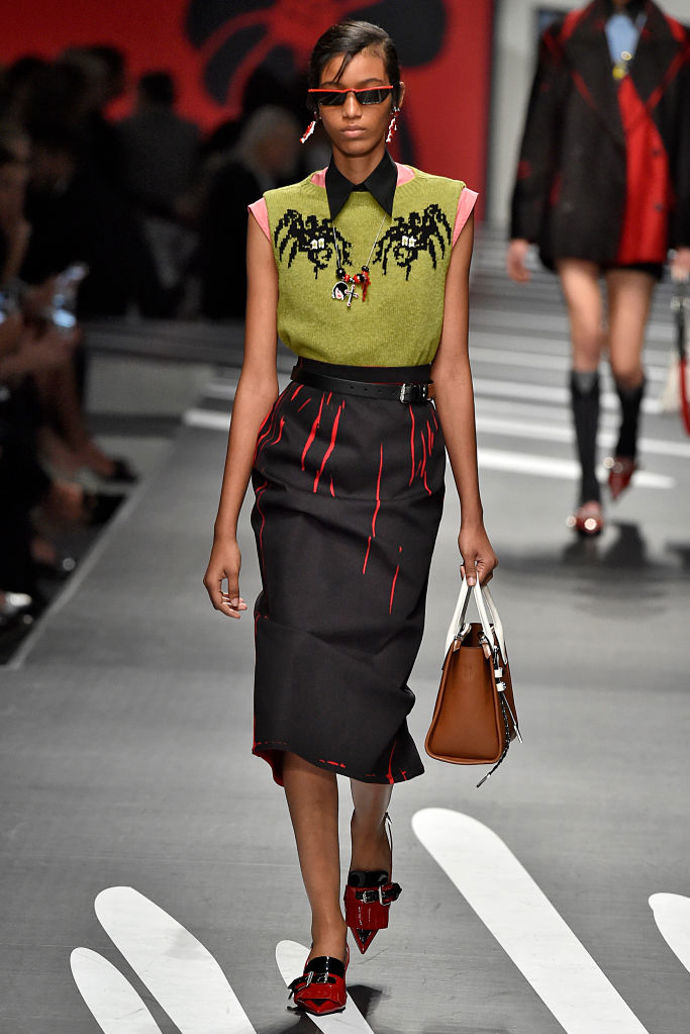 PRADA
PRADA