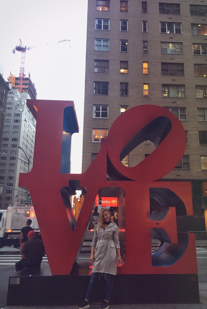 Dominika Bártová, 55th Street & 6th Ave, New York City, NY
Dominika Bártová, 55th Street & 6th Ave, New York City, NY