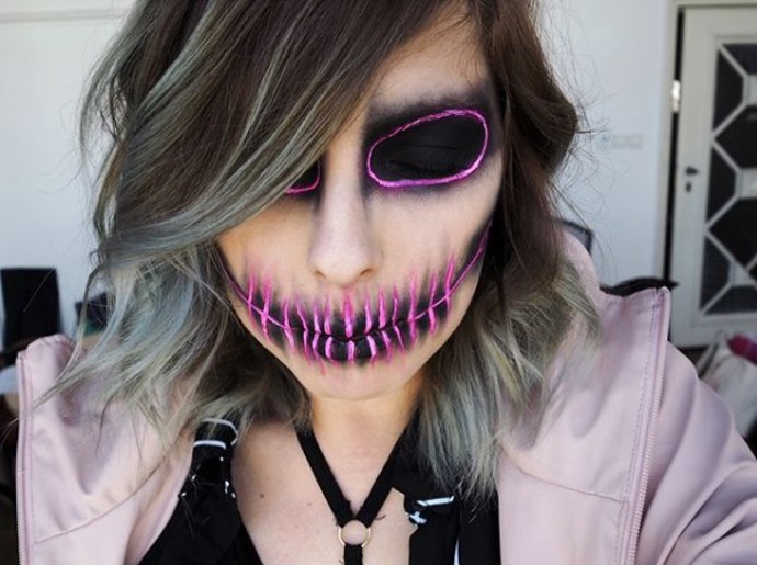 Královnou halloweenských tutorialů na české YouTube a blogerské scéně je bezpochyby Lou z Get The Louk. Ta se rozhodně nebojí experimentovat!
