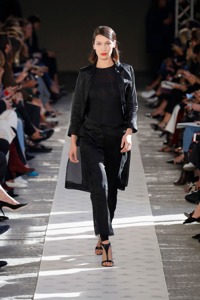 Max Mara
kolekce jaro 2018
Max Mara
kolekce jaro 2018