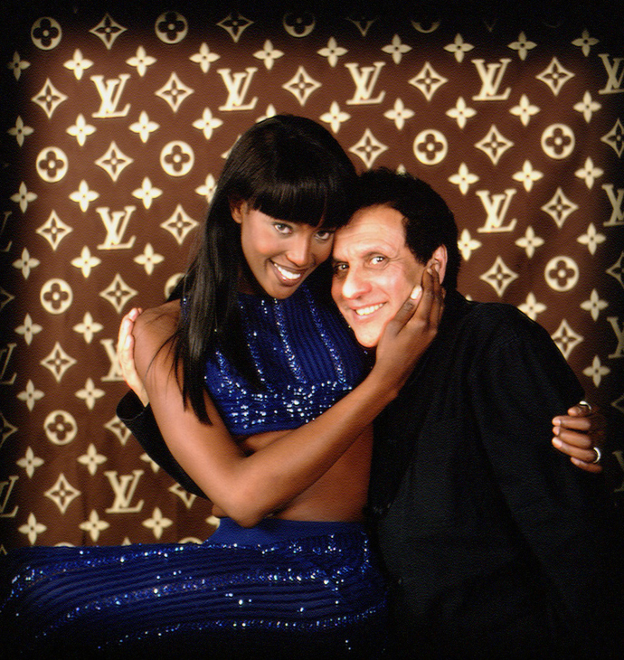 Naomi Campbell patřila mezi návrhářovi nejbližší přátele.
Naomi Campbell patřila mezi návrhářovi nejbližší přátele.