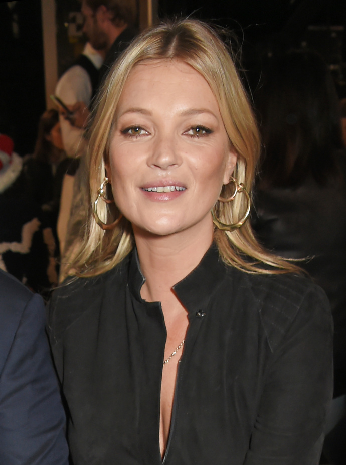 Kate Moss v hnědé
Kate Moss v hnědé
