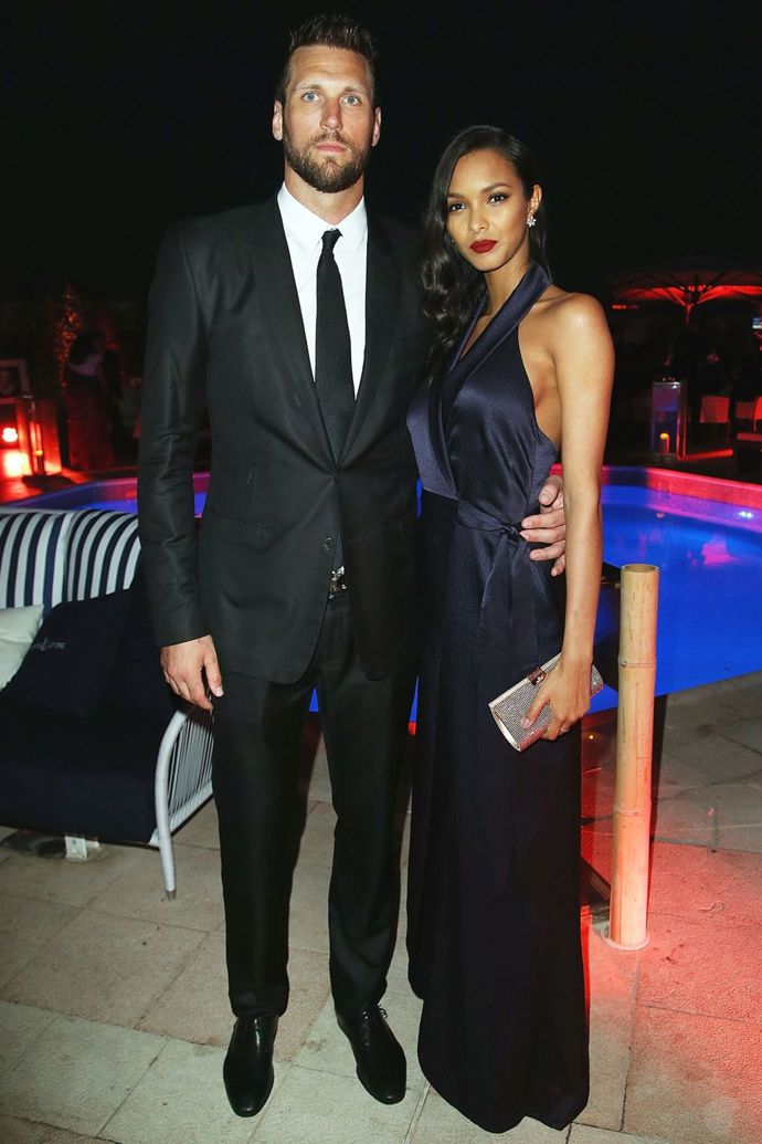 Lais Ribeiro a Jared Homan

Jared Homan nyní hraje basketbal za tureckou ligu a s Lais jsou spolu chvíli, ale zatím to vypadá, že jim vztah na dálku vydrží.
