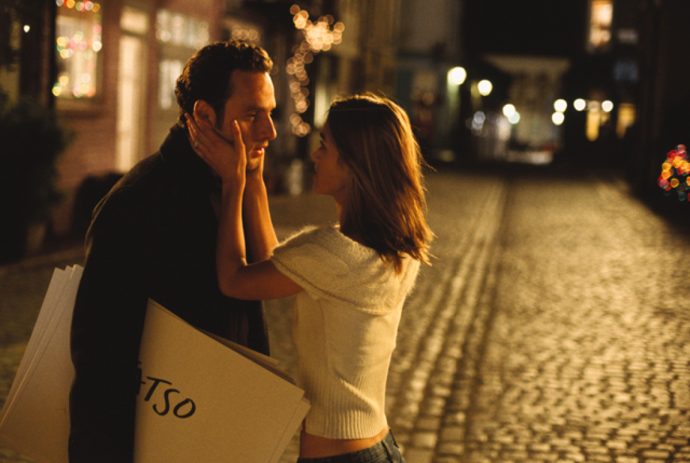 Ulice, kde bydlí Juliet ve filmu Láska nebeská (2003)
Existuje ještě vůbec někdo, kdo tuhle scénu neviděl? Nebo někdo, kdo ji naprosto nemiluje?
Ulice, kde bydlí Juliet ve filmu Láska nebeská (2003)
Existuje ještě vůbec někdo, kdo tuhle scénu neviděl? Nebo někdo, kdo ji naprosto nemiluje?