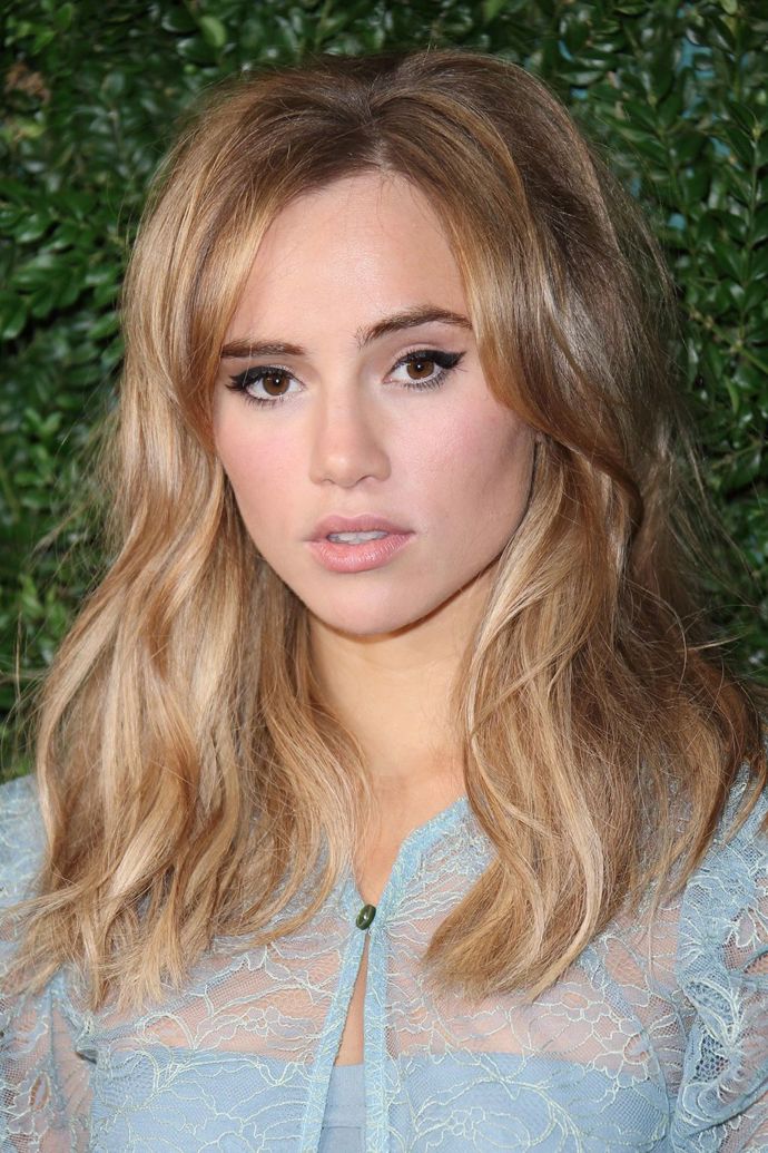 Suki Waterhouse
