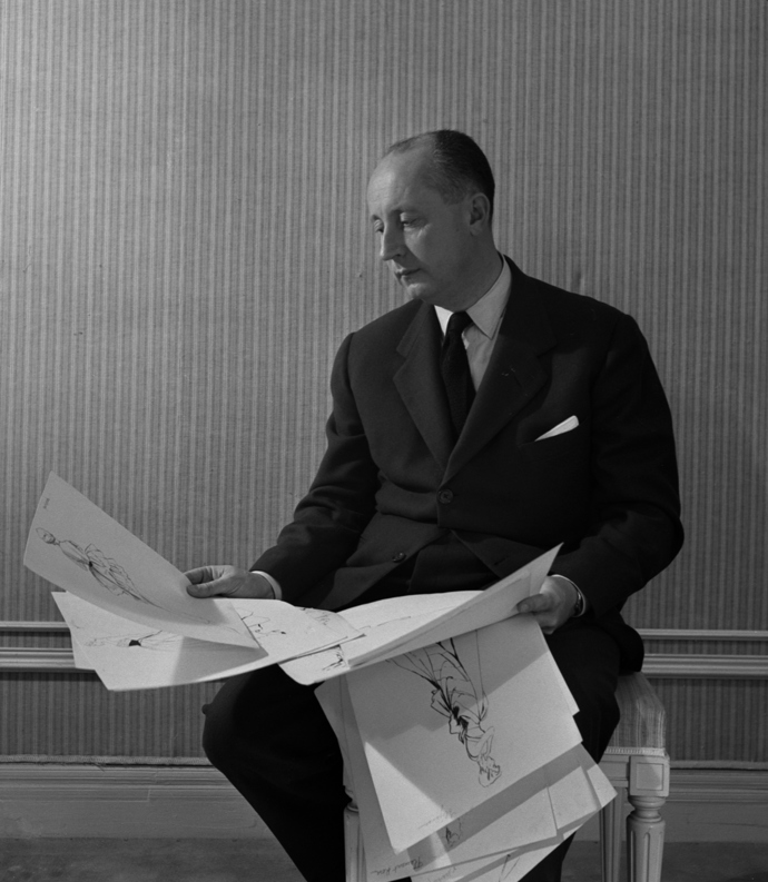 Módní návrhář Christian Dior.
Módní návrhář Christian Dior.