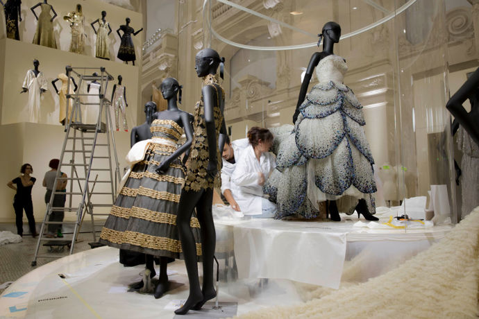Příprava expozice Christian Dior Couturier du Rêve.
Příprava expozice Christian Dior Couturier du Rêve.