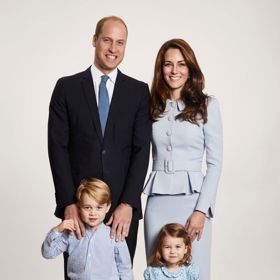 Královský potomek
Asi už všichni ví, že Charlotte a George se brzy dočkají dalšího sourozence. Vévoda a vévodkyně z Cambridge očekávají příchod třetího potomka v dubnu.
Královský potomek
Asi už všichni ví, že Charlotte a George se brzy dočkají dalšího sourozence. Vévoda a vévodkyně z Cambridge očekávají příchod třetího potomka v dubnu.
