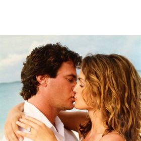Cindy Crawford & Rande Gerber

Cindy Crawford si podnikatele a bývalého modela Randeho Gerbera brala na pláži na Bahamách
