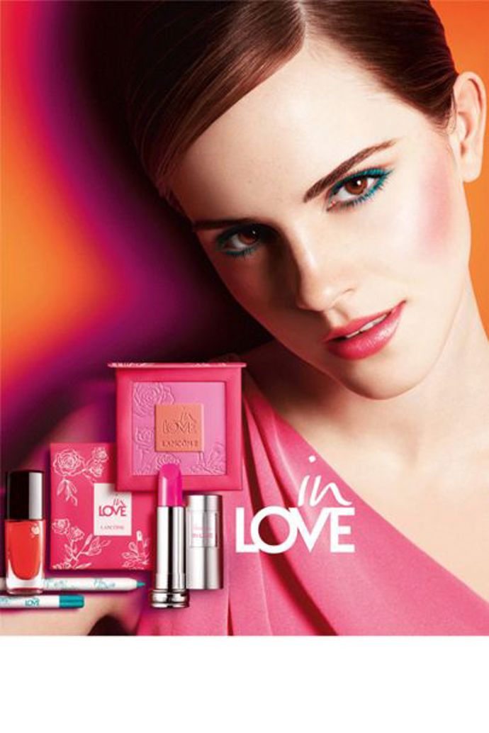 Emma Watson pro Lancôme
Tato kampaň je z roku 2013 a podle nás už trochu zavání retrem, to ale neznamená, že to v ní Emmě Watson nesluší.
Emma Watson pro Lancôme
Tato kampaň je z roku 2013 a podle nás už trochu zavání retrem, to ale neznamená, že to v ní Emmě Watson nesluší.