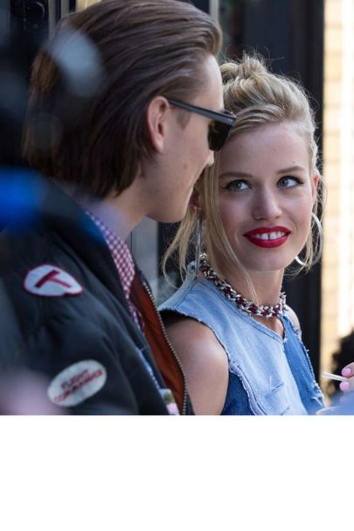Georgie May Jagger pro Rimmel
... ještě aby ne, když v ní figuruje dcera Micka Jaggera, zpěváka jedné z nejslavnějších britských kapel na světě...
Georgie May Jagger pro Rimmel
... ještě aby ne, když v ní figuruje dcera Micka Jaggera, zpěváka jedné z nejslavnějších britských kapel na světě...
