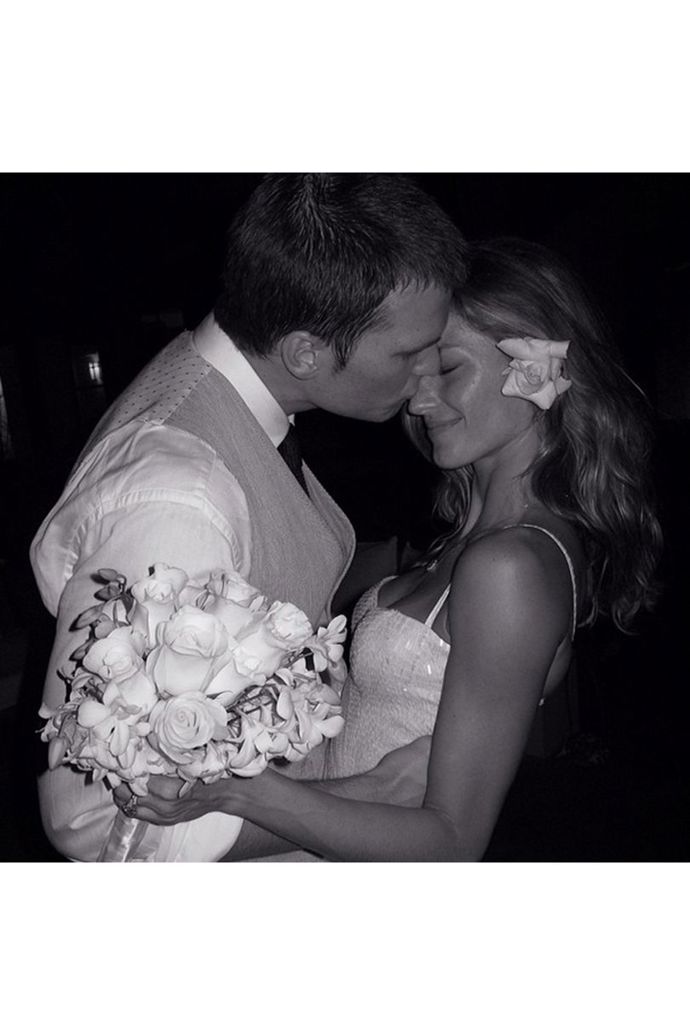 Gisele Bündchen & Tom Brady

26. února 2009 si v Santa Monice v Kalifornii Gisele Bündchen vzala hráče amerického fotbalu Toma Bradyho.
