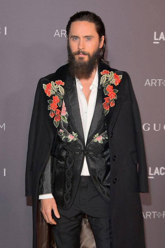 Jared Leto
Nejen Jared, ale také celá jeho kapela 30 Seconds To Mars vyznává veganskou stravu.
Jared Leto
Nejen Jared, ale také celá jeho kapela 30 Seconds To Mars vyznává veganskou stravu.