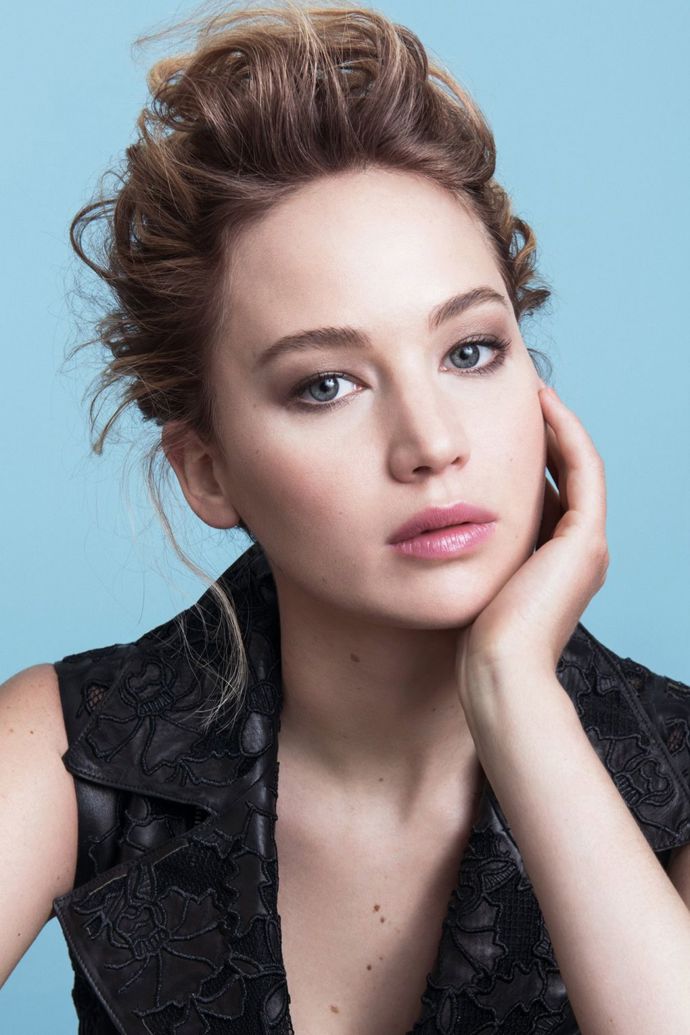 Jennifer Lawrence pro Dior
Oscarová herečka JLaw nafotila kampaň na make-up od značky Dior s názvem Addict.
Jennifer Lawrence pro Dior
Oscarová herečka JLaw nafotila kampaň na make-up od značky Dior s názvem Addict.