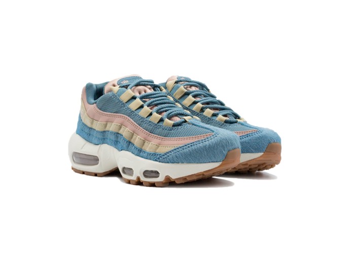 5. Colour blocking
Pastelové barvy nejenom na holčičích teniskách…
Nike WMNS Air Max 96 LX, prodává Footshop.cz, 4890 Kč
5. Colour blocking
Pastelové barvy nejenom na holčičích teniskách…
Nike WMNS Air Max 96 LX, prodává Footshop.cz, 4890 Kč