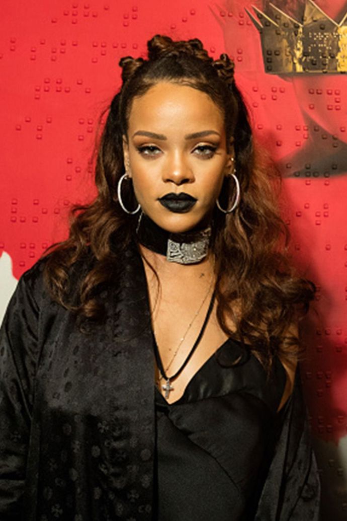 Takhle vypadal jeden z outfitů pro Rihannino poslední album ANTI.
Takhle vypadal jeden z outfitů pro Rihannino poslední album ANTI.