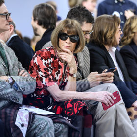 Anna Wintour

Šéfredaktorka amerického Vogue na přehlídce značky JW Anderson

