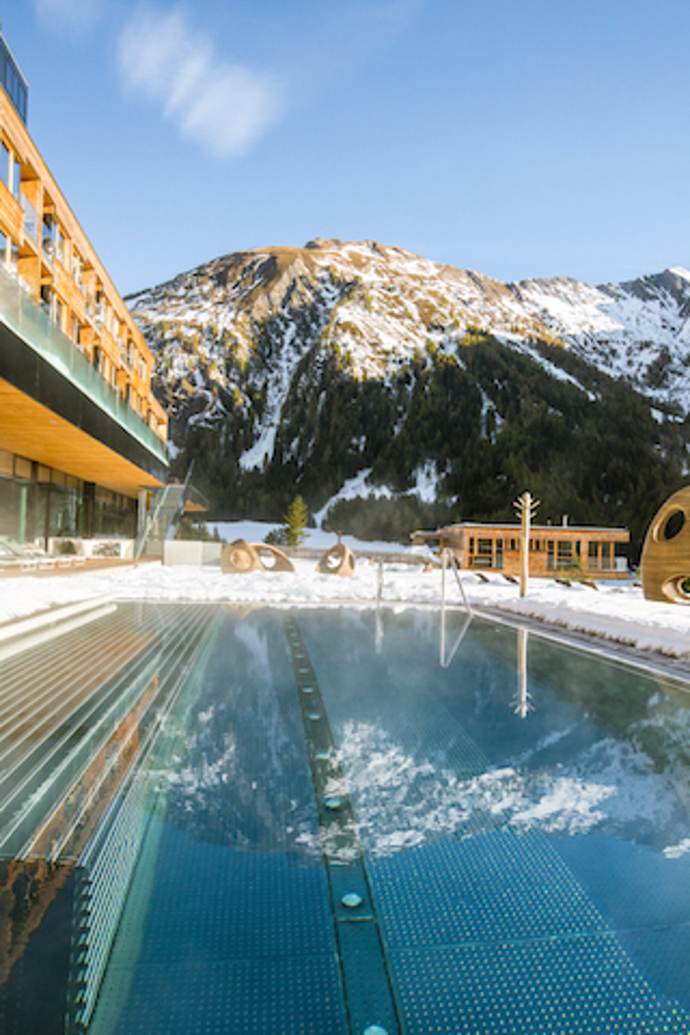 Hotelový bazén v Gradonna Mountain Resort
Hotelový bazén v Gradonna Mountain Resort
