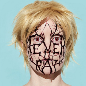 Pondělí 26. února: KONCERT_Fever Ray
Po osmi letech vystoupí v Praze švédská zpěvačka a producentka Karin Elisabeth Dreijer se svým sólovým projektem Fever Ray. Karin se proslavila například v elektronickém projektu The Knife, který založila se svým bratem, a známá je i díky spolupráci s duem Röyksopp. A vzhledem k tomu, že hit Fever Ray Keep The Streets Empty For Me mi hraje v playlistu snad každý den, je jasné, že koncert bude pecka!
Ve Fóru Karlín
Pondělí 26. února: KONCERT_Fever Ray
Po osmi letech vystoupí v Praze švédská zpěvačka a producentka Karin Elisabeth Dreijer se svým sólovým projektem Fever Ray. Karin se proslavila například v elektronickém projektu The Knife, který založila se svým bratem, a známá je i díky spolupráci s duem Röyksopp. A vzhledem k tomu, že hit Fever Ray Keep The Streets Empty For Me mi hraje v playlistu snad každý den, je jasné, že koncert bude pecka!
Ve Fóru Karlín