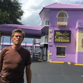 Středa 28. února: KINO_ Florida Project
Film Florida Project nadchl diváky na festivalu v Cannes, sbírá všemožné ceny a aspiruje i na pár Oscarů. A tak je skvělé, že se tenhle nezávislý snímek dostal do distribuce i u nás. Zatím se ke mně dostaly jen samé nadšené komentáře!
Středa 28. února: KINO_ Florida Project
Film Florida Project nadchl diváky na festivalu v Cannes, sbírá všemožné ceny a aspiruje i na pár Oscarů. A tak je skvělé, že se tenhle nezávislý snímek dostal do distribuce i u nás. Zatím se ke mně dostaly jen samé nadšené komentáře!