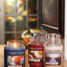Jeden z podzimních setů vonných svíček Yankee Candle
