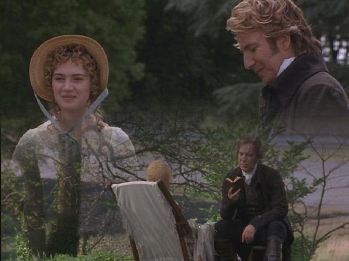 Film natočený podle klasiky od Jane Austenové diváky zavede na anglický venkov počátku 19. století. Tři dcery Dashwoodovy jsou už na vdávání. Kteří nápadníci nakonec zvítězí? Film natočený podle klasiky od Jane Austenové diváky zavede na anglický venkov počátku 19. století. Tři dcery Dashwoodovy jsou už na vdávání. Kteří nápadníci nakonec zvítězí?