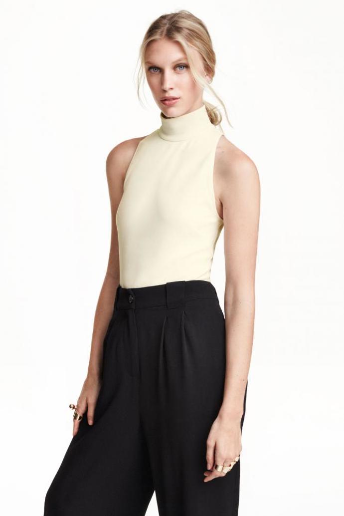 H&M, 389 Kč.