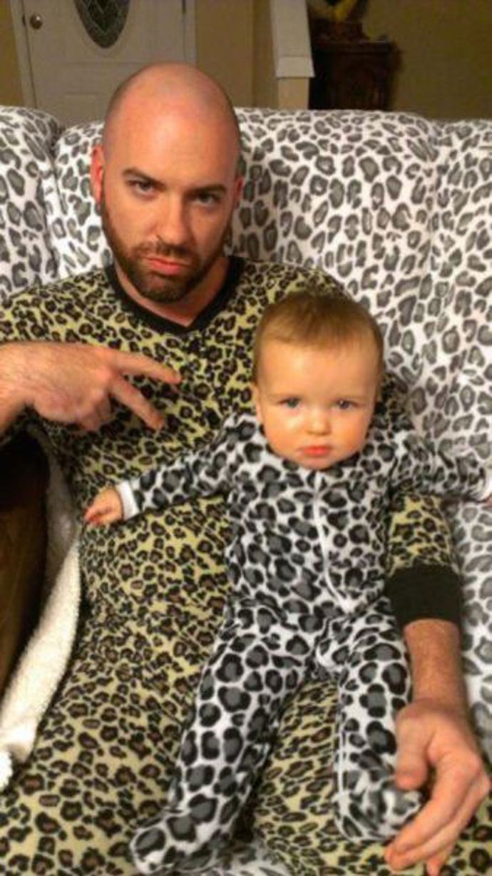 Ukažme si na toho, kdo vybíral leopardí vzor. Ukažme si na toho, kdo vybíral leopardí vzor.