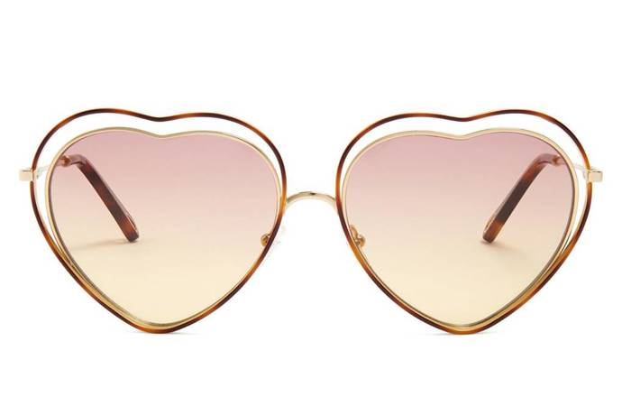 CHLOÉ

Srdcové růžové brýle, 299 euro na Matchesfashion.com
