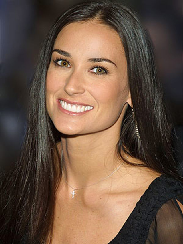 demi_moore1_300_400