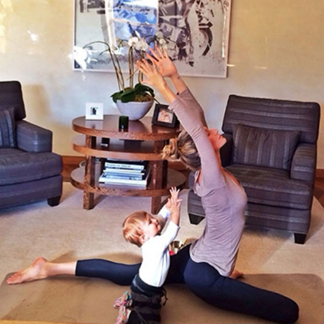 gisele-bundchen-yoga_copy