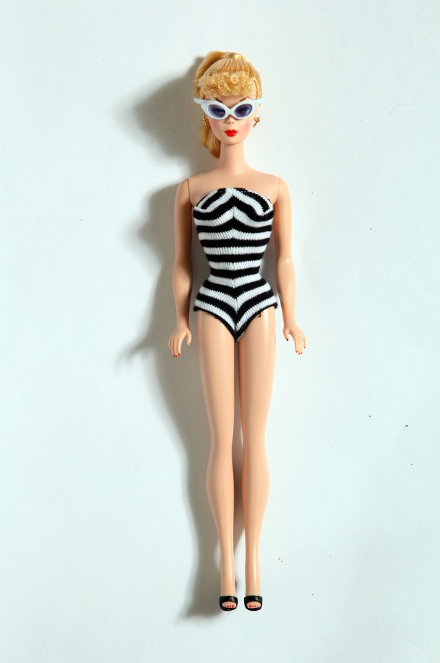 Profimedia_Barbie_v_plavkach