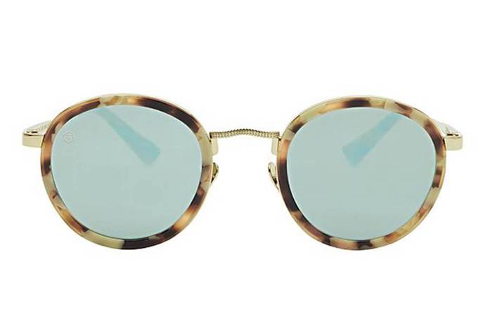 Taylor Morris

Kulaté brýle, 210 liber na TaylorMorrisEyewear.com
