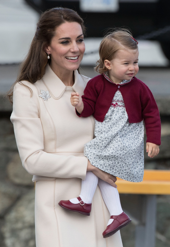 Vévodkyně Kate a princezna Charlotte Vévodkyně Kate a princezna Charlotte