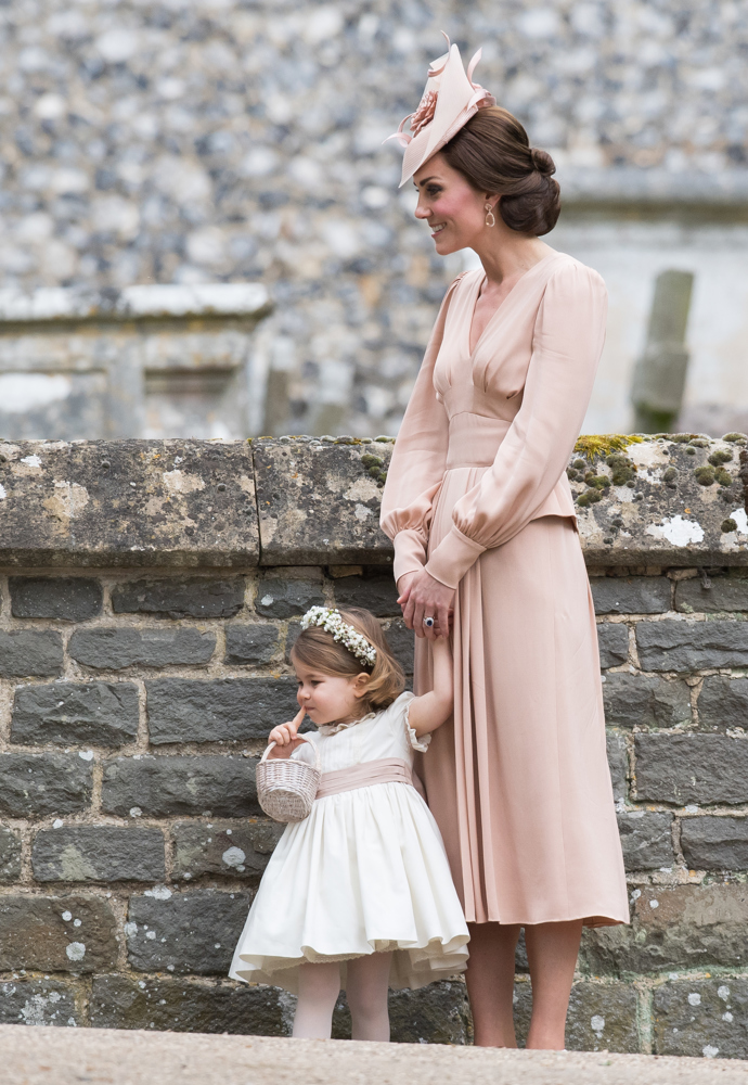 Vévodkyně Kate a princezna Charlotte Vévodkyně Kate a princezna Charlotte