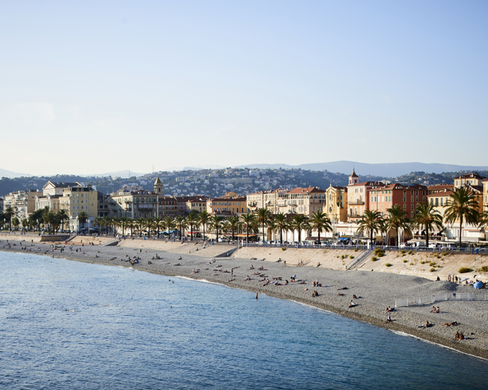29. Užijte si výhled na moře z Promenade des Anglais v Nice.
